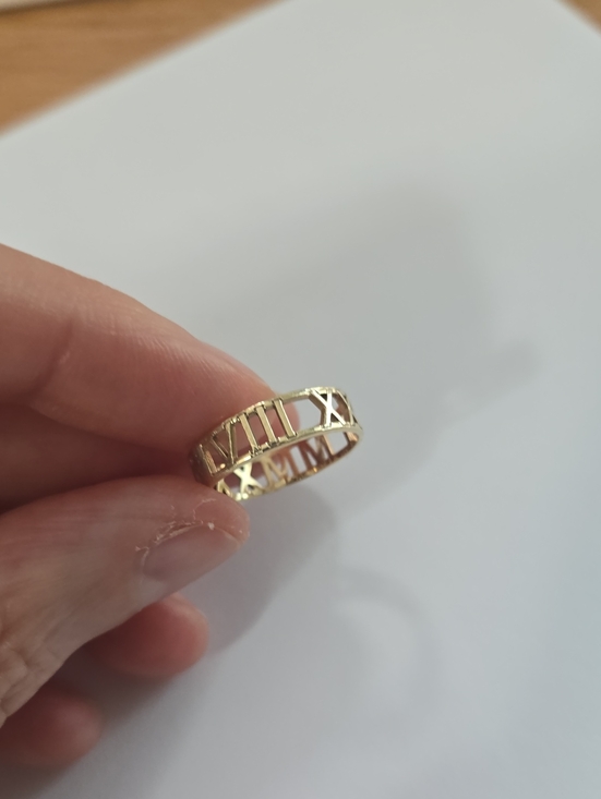 Jewelry - Solid 10k Yellow Gold Roman Numeral Ring